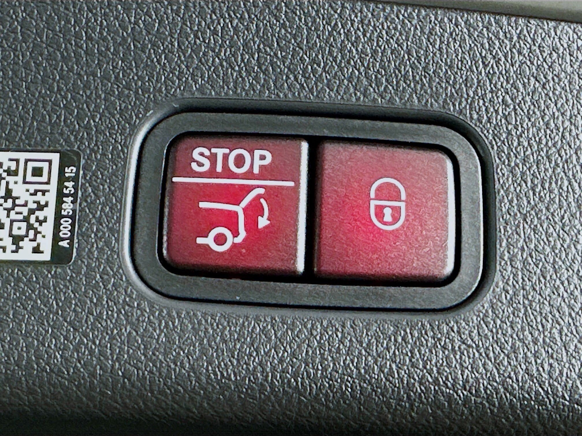 Certified 2026 Mercedes-Benz GLC 300 4MATIC image 36