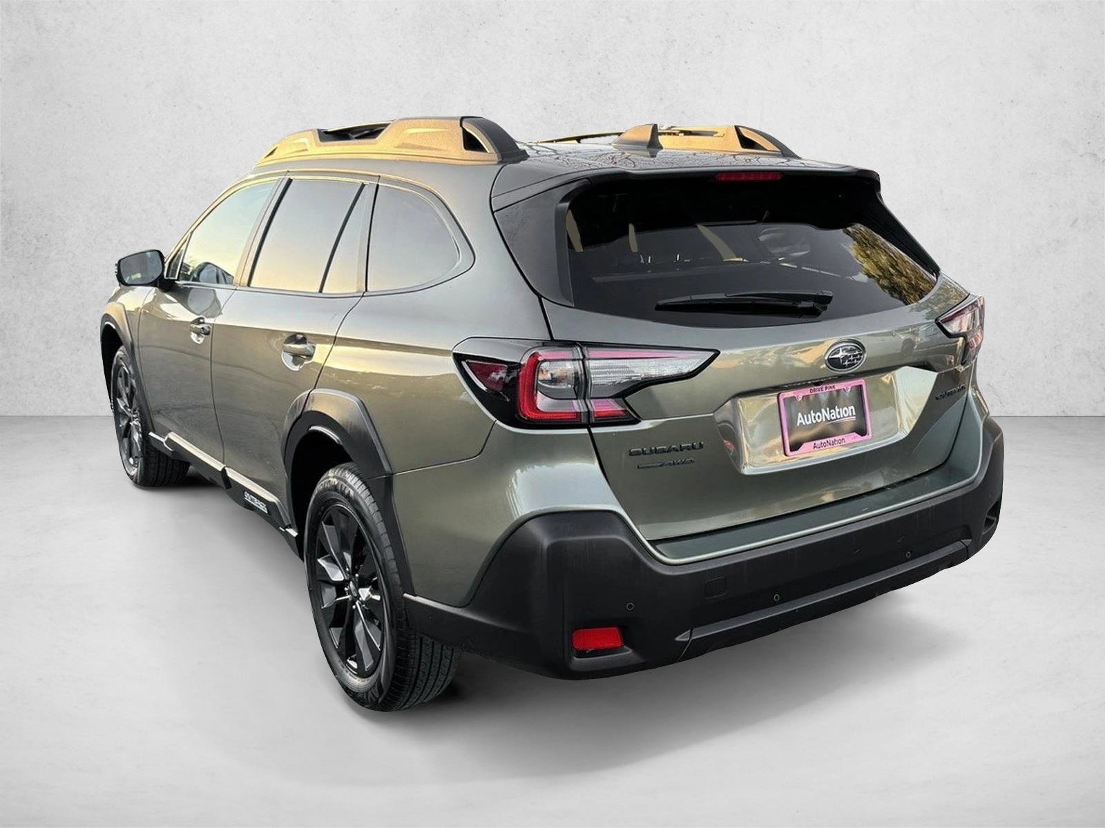 Used 2025 Subaru Outback Onyx Edition AWD/4WD image 5