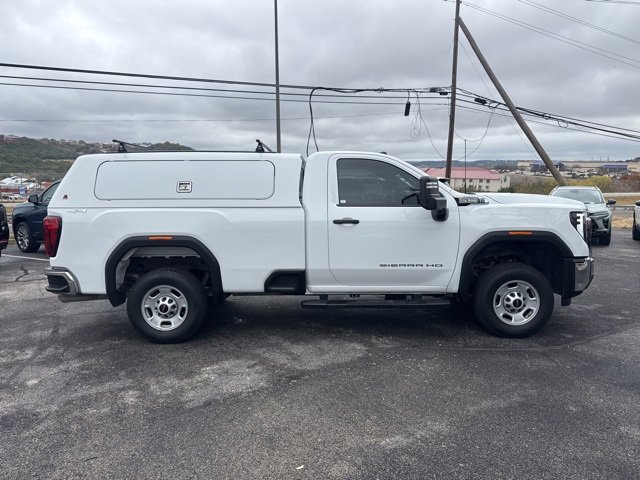 Used 2024 GMC Sierra 2500 Pro w/ Convenience Package image 4