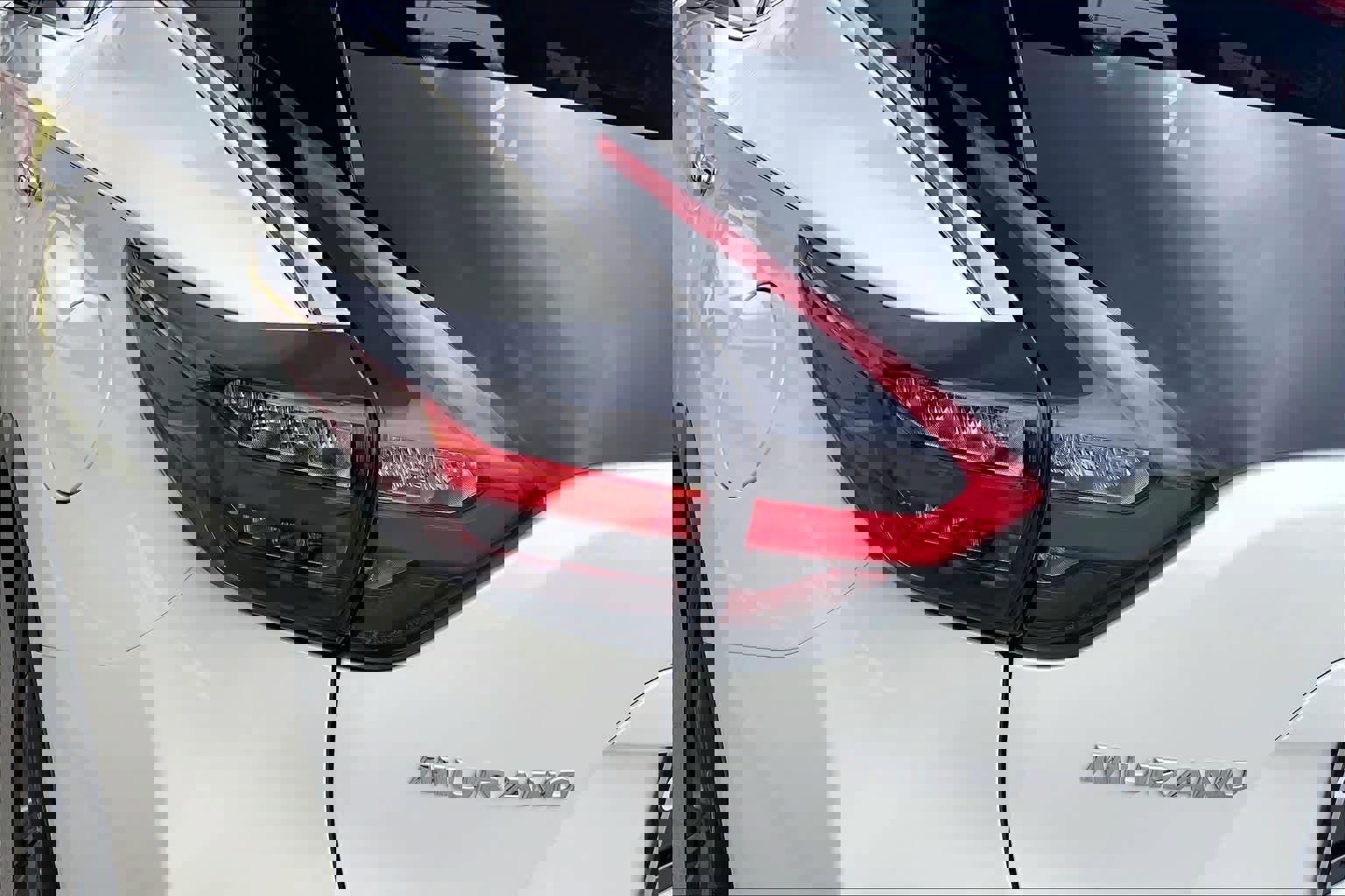 Used 2023 Nissan Murano Platinum w/ Cargo Package image 25