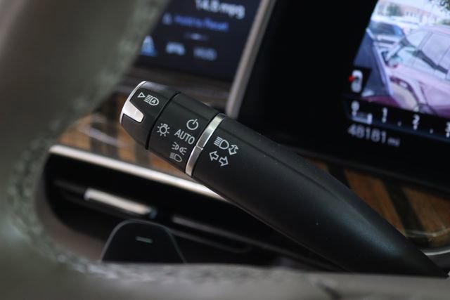 Certified 2023 Cadillac Escalade ESV Premium Luxury Platinum image 15