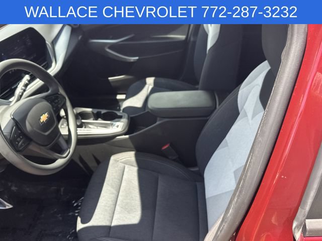 Used 2024 Chevrolet Trax LS w/ Driver Confidence Package FWD image 16