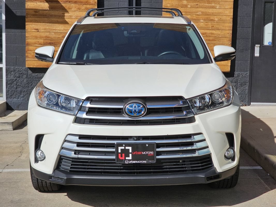 Used 2018 Toyota Highlander Limited Platinum w/ Carpet Mat Package (TMS) AWD/4WD image 7