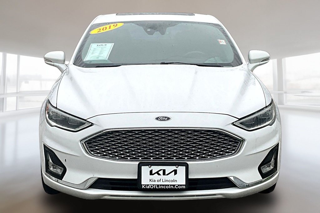 Used 2019 Ford Fusion Titanium AWD/4WD image 2