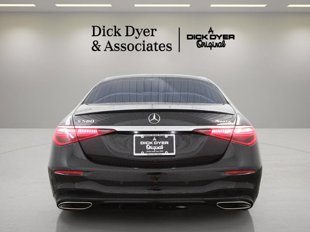 Used 2022 Mercedes-Benz S 580 4MATIC Sedan image 10