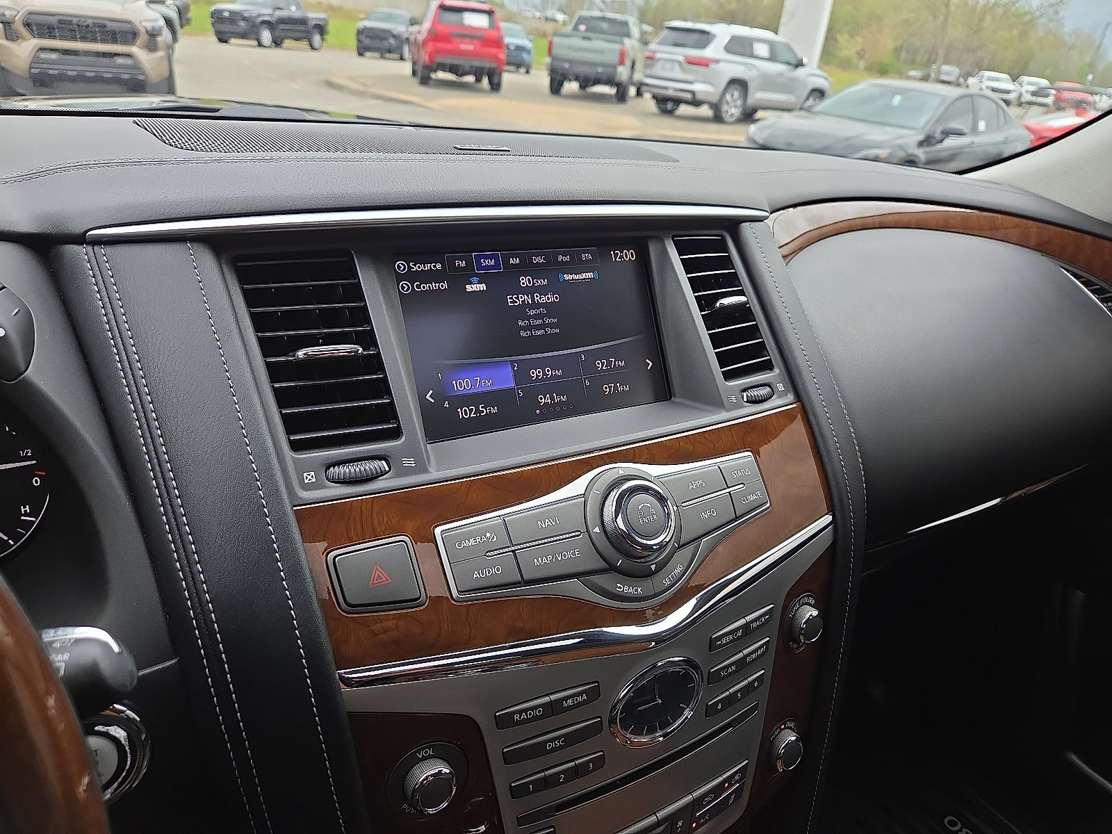 Used 2019 INFINITI QX80 Luxe w/ 22" Wheel Package image 16