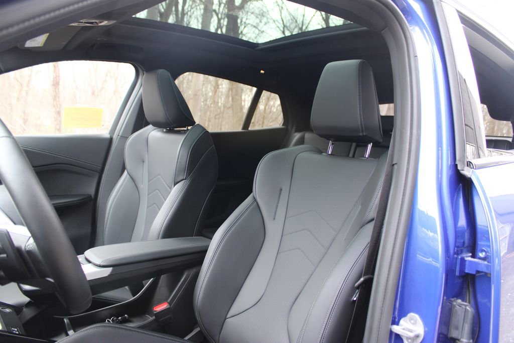 Used 2026 BMW X2 xDrive28i image 10