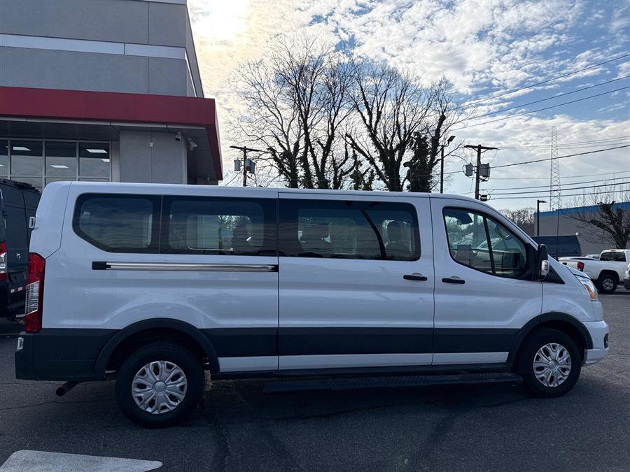 Used 2022 Ford Transit 350 XLT image 30