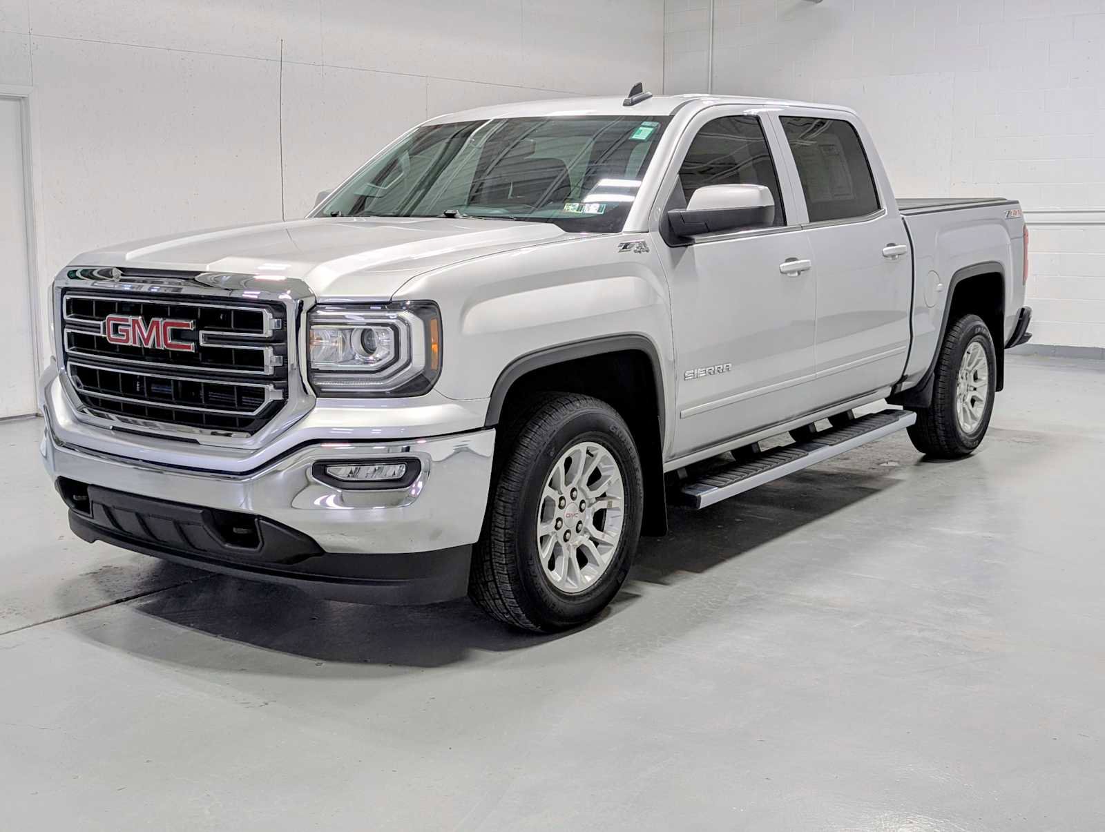 Used 2018 GMC Sierra 1500 SLE w/ SLE Value Package