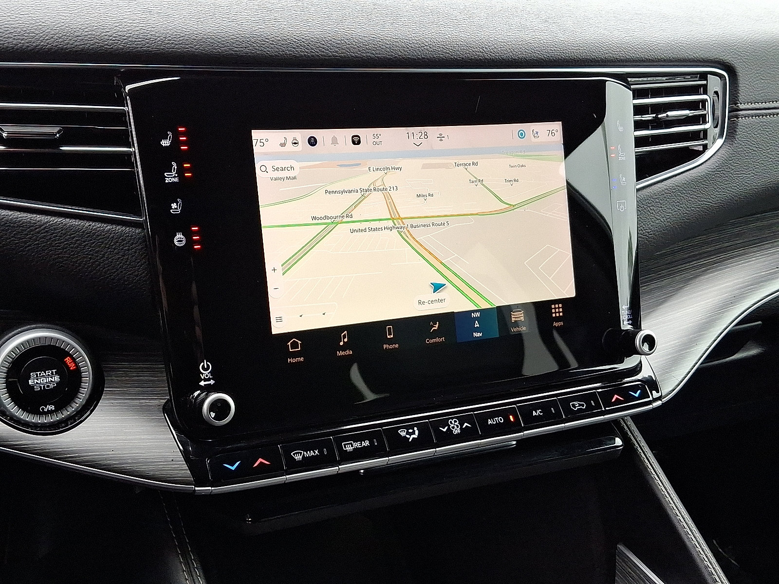 Used 2024 Jeep Wagoneer L Series II w/ Flexible Seating Group image 19