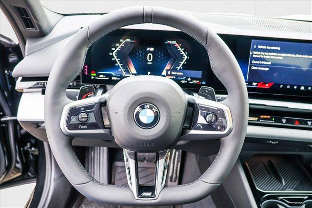 Used 2025 BMW 530i xDrive w/ Executive Package image 13