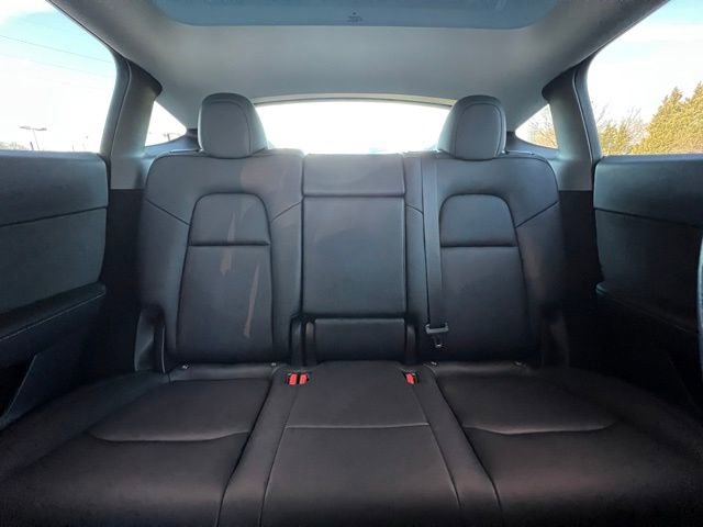 Used 2023 Tesla Model Y Long Range image 6
