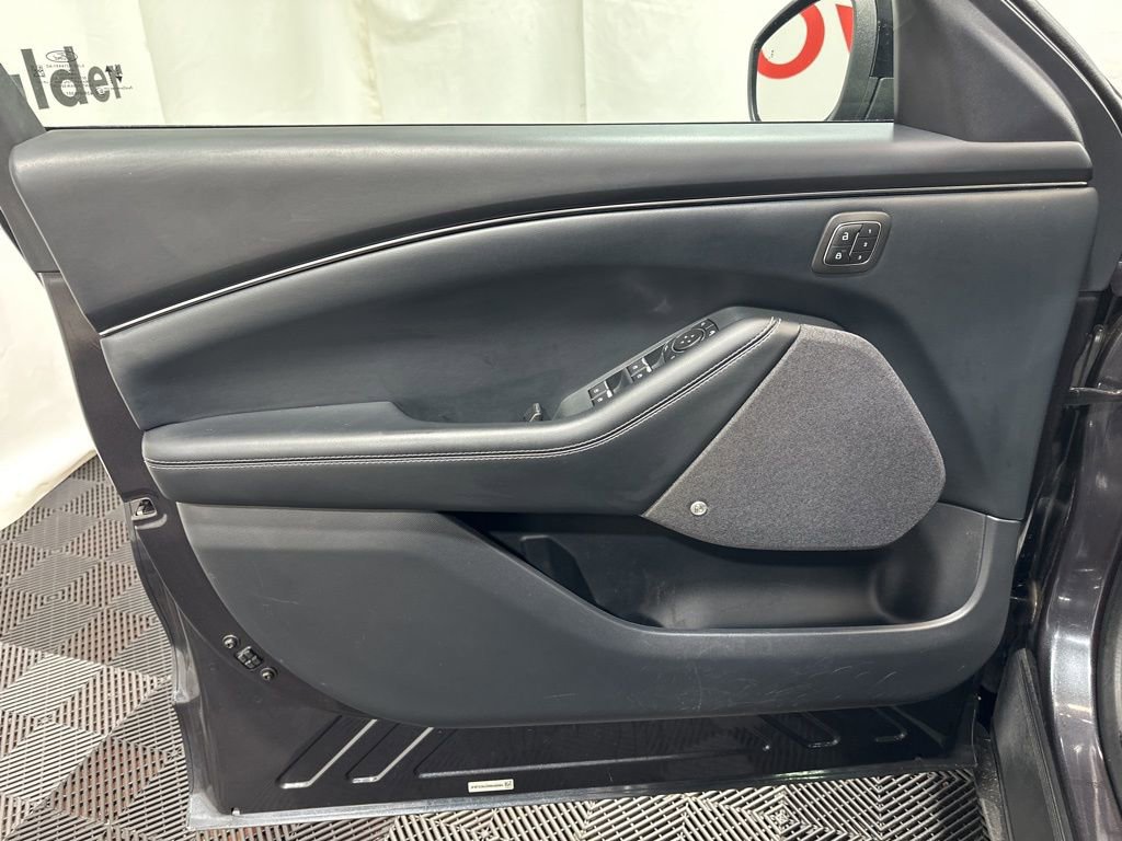 Used 2021 Ford Mustang Mach-E Premium image 21