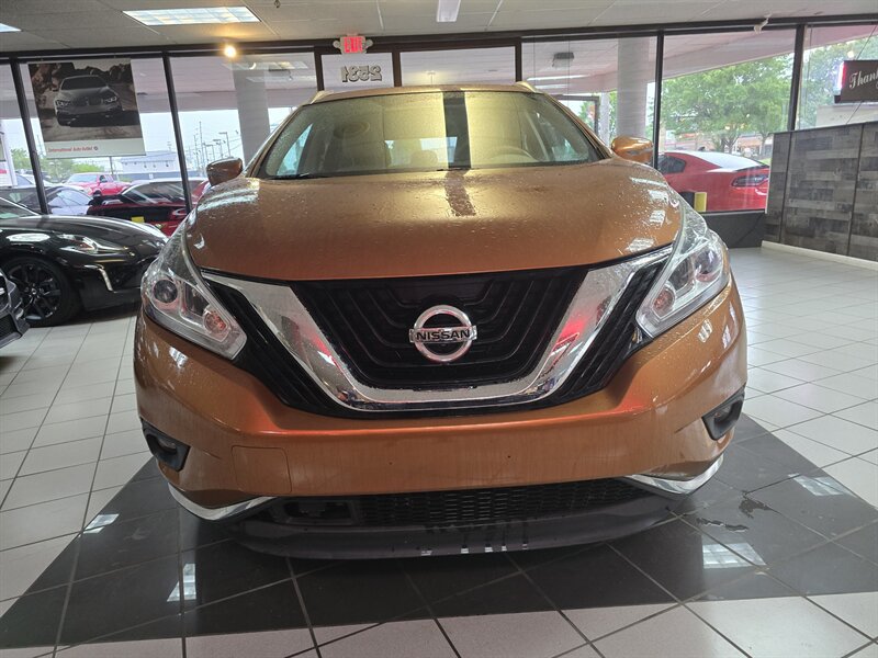 Used 2017 Nissan Murano SV AWD/4WD image 2