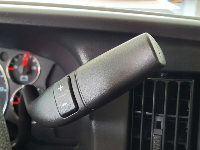 Used 2025 Chevrolet Express 3500 LT w/ LT Preferred Equipment Group RWD image 21