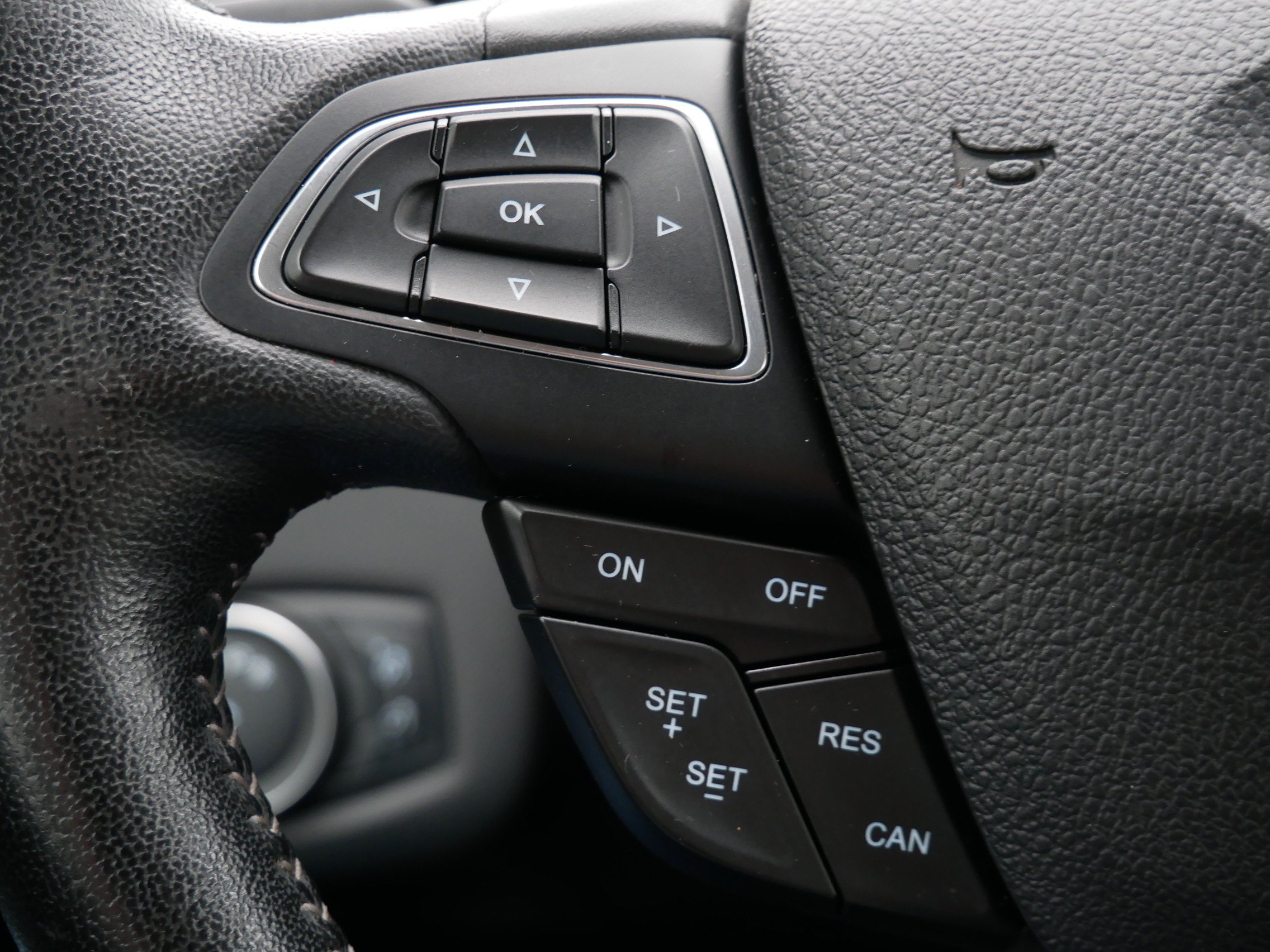 Used 2019 Ford Escape SE AWD/4WD image 17