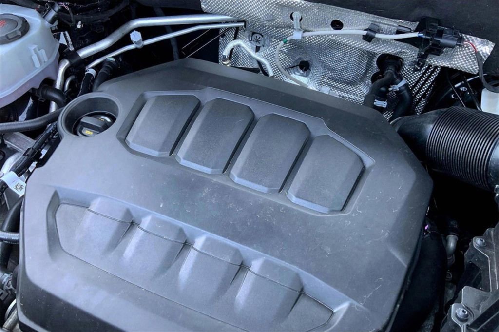 Used 2024 Volkswagen Atlas Cross Sport SEL Premium R-Line image 32