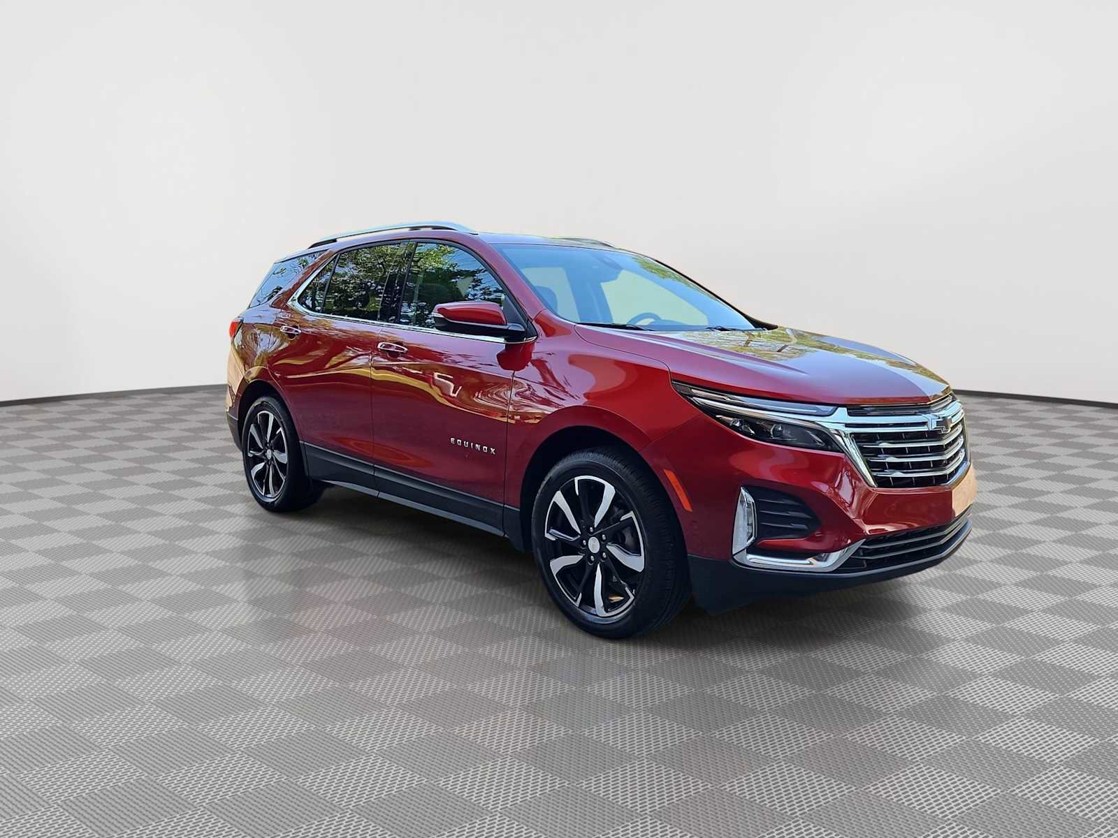 Certified 2023 Chevrolet Equinox Premier FWD image 2