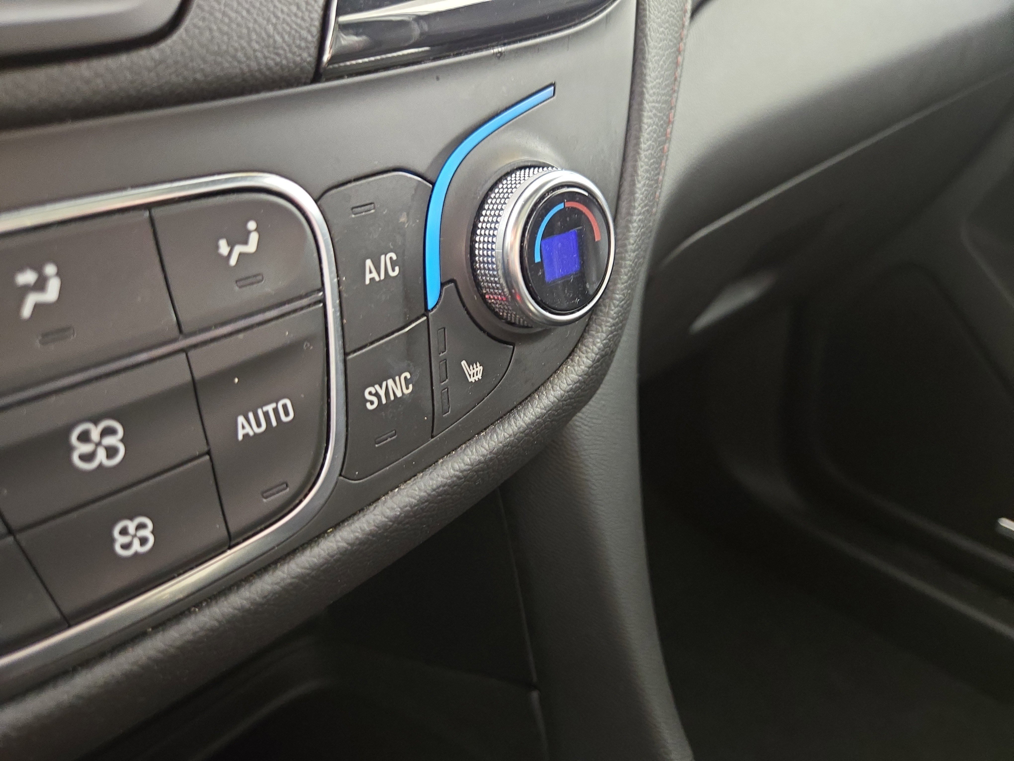 Certified 2024 Chevrolet Equinox RS w/ RS Leather Package image 27