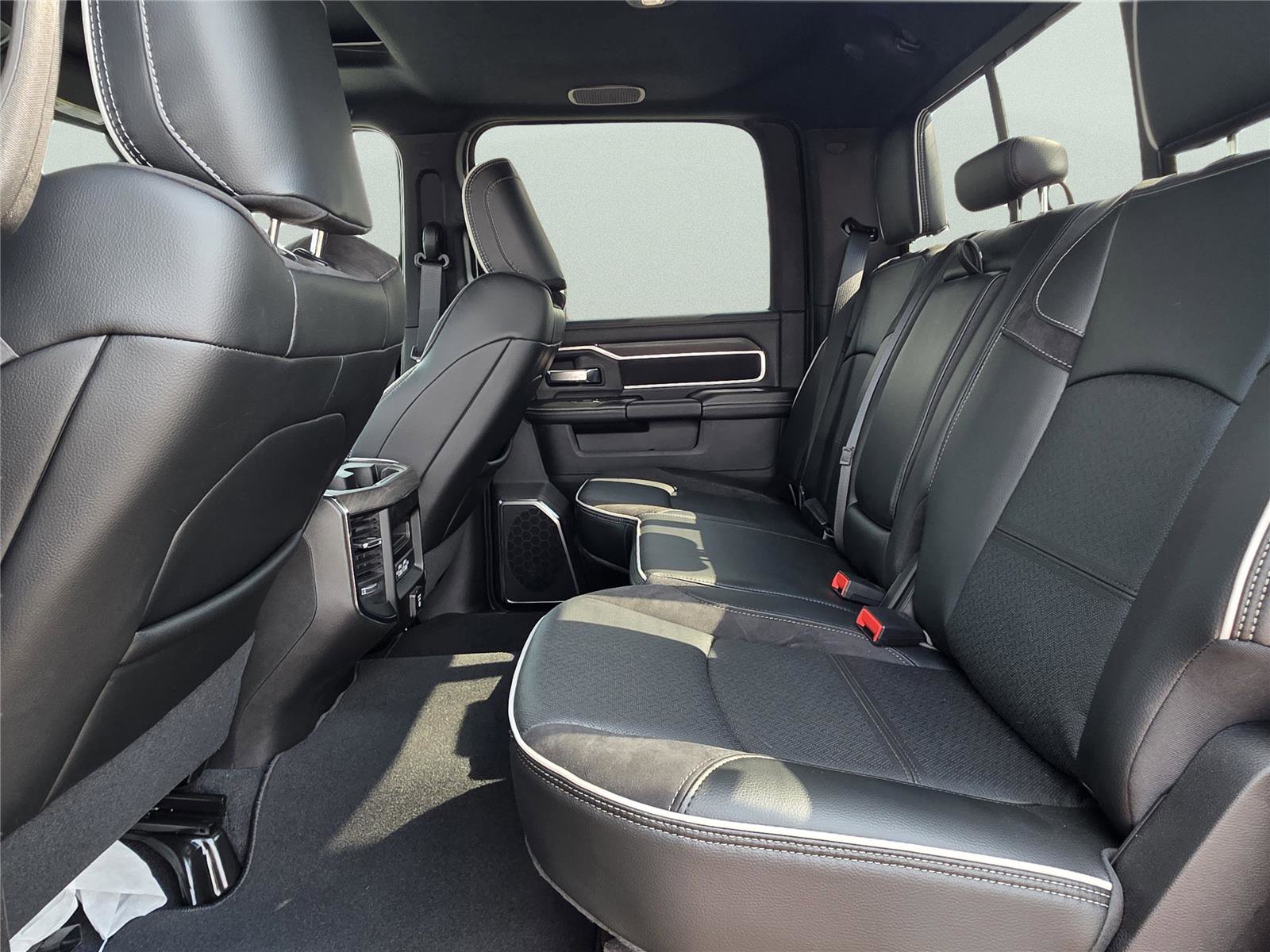 New 2026 RAM 2500 Laramie w/ Night Edition image 39