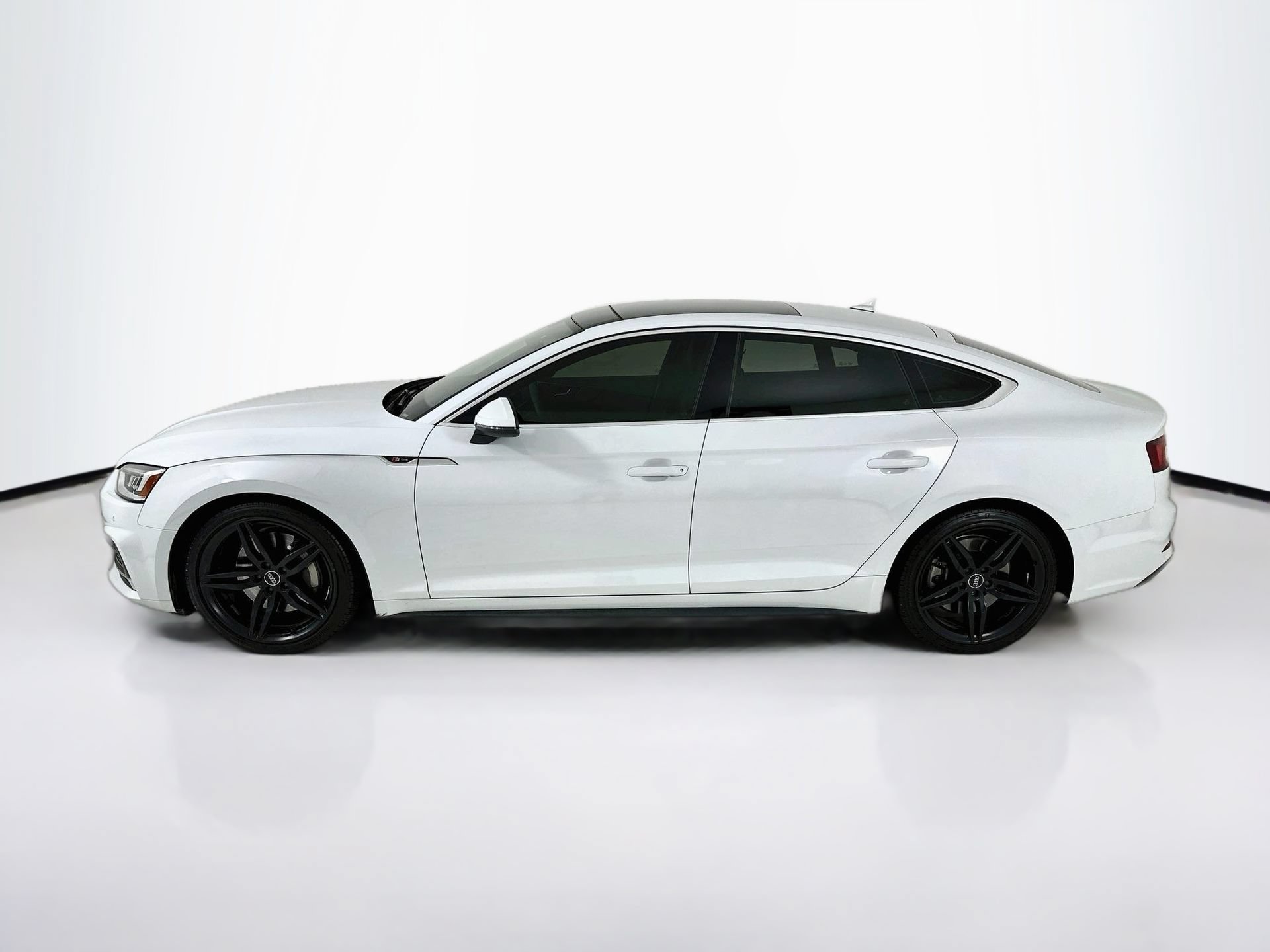 Used 2019 Audi A5 2.0T Premium Plus w/ Premium Plus AWD/4WD image 5