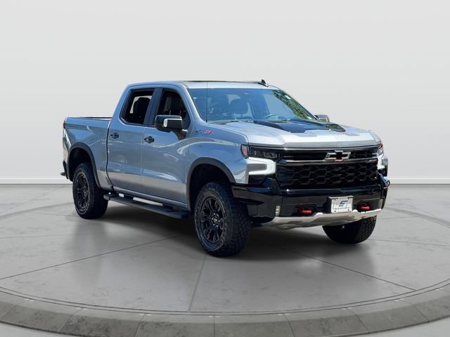 Used 2023 Chevrolet Silverado 1500 ZR2 w/ Technology Package AWD/4WD image 1