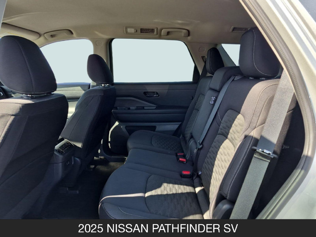 Used 2025 Nissan Pathfinder SV AWD/4WD image 16