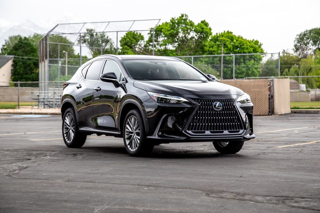 Used 2023 Lexus NX 350h AWD w/ Vision Package image 7