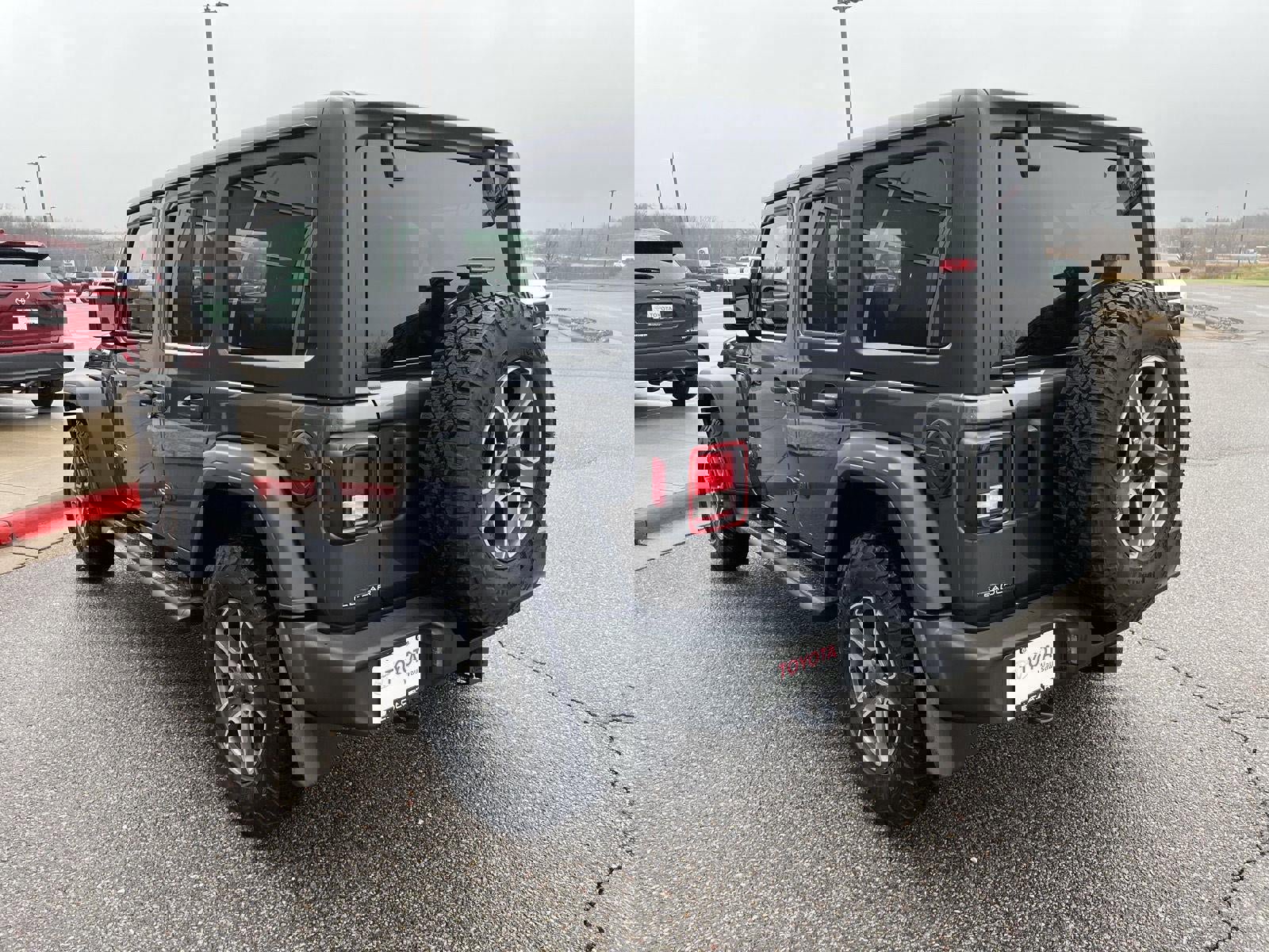 Used 2021 Jeep Wrangler Unlimited Sport image 23