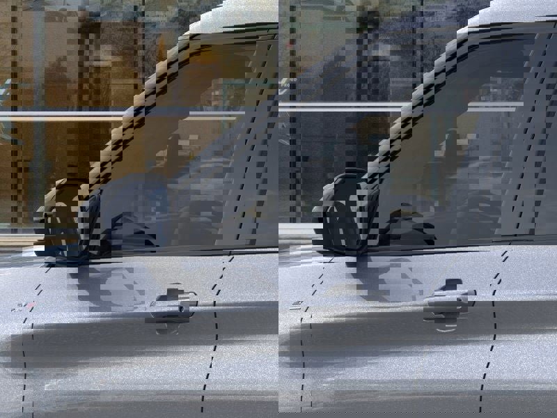 Used 2025 Ford Explorer ST-Line image 20