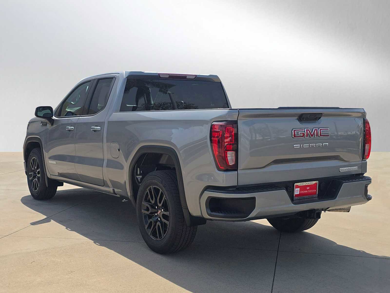 Used 2023 GMC Sierra 1500 Elevation image 5