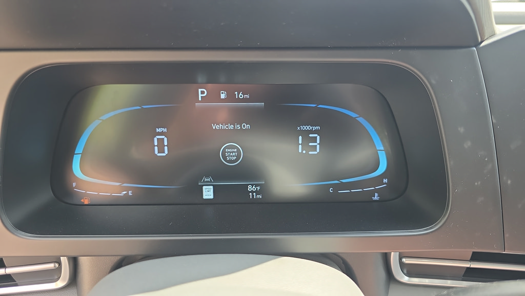 New 2026 Hyundai Elantra Sport FWD image 17