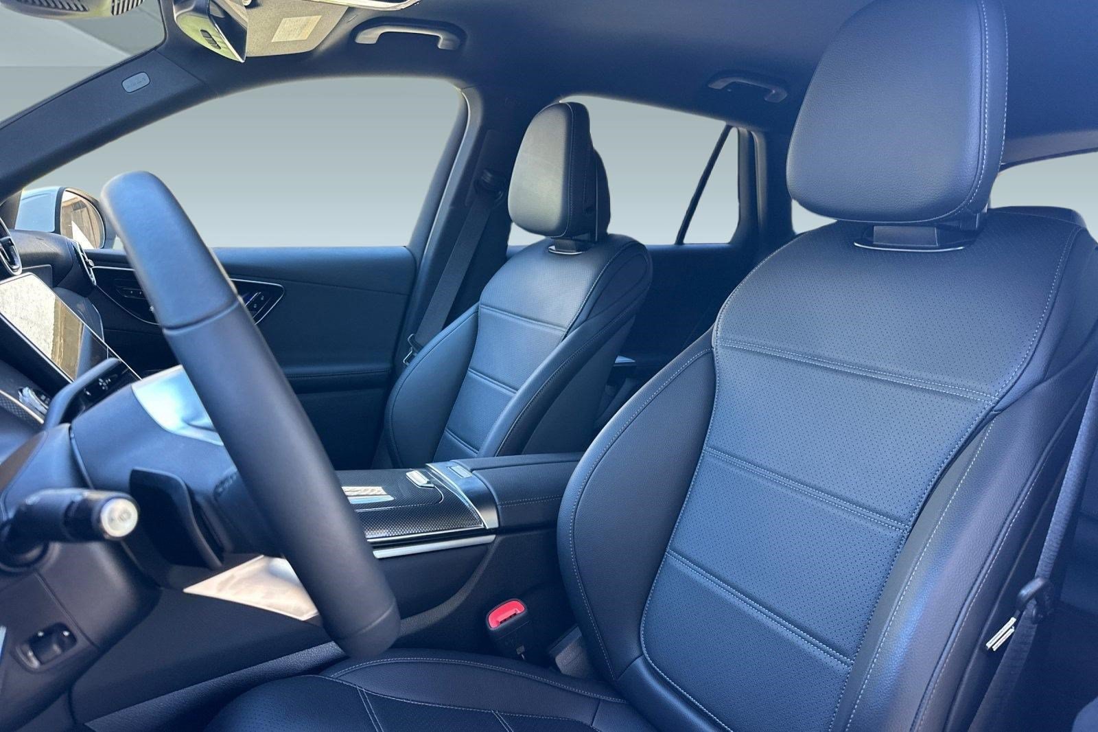 New 2025 Mercedes-Benz GLC 350e 4MATIC image 27