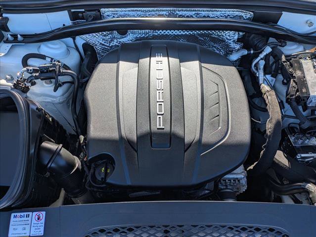 Used 2021 Porsche Macan image 24
