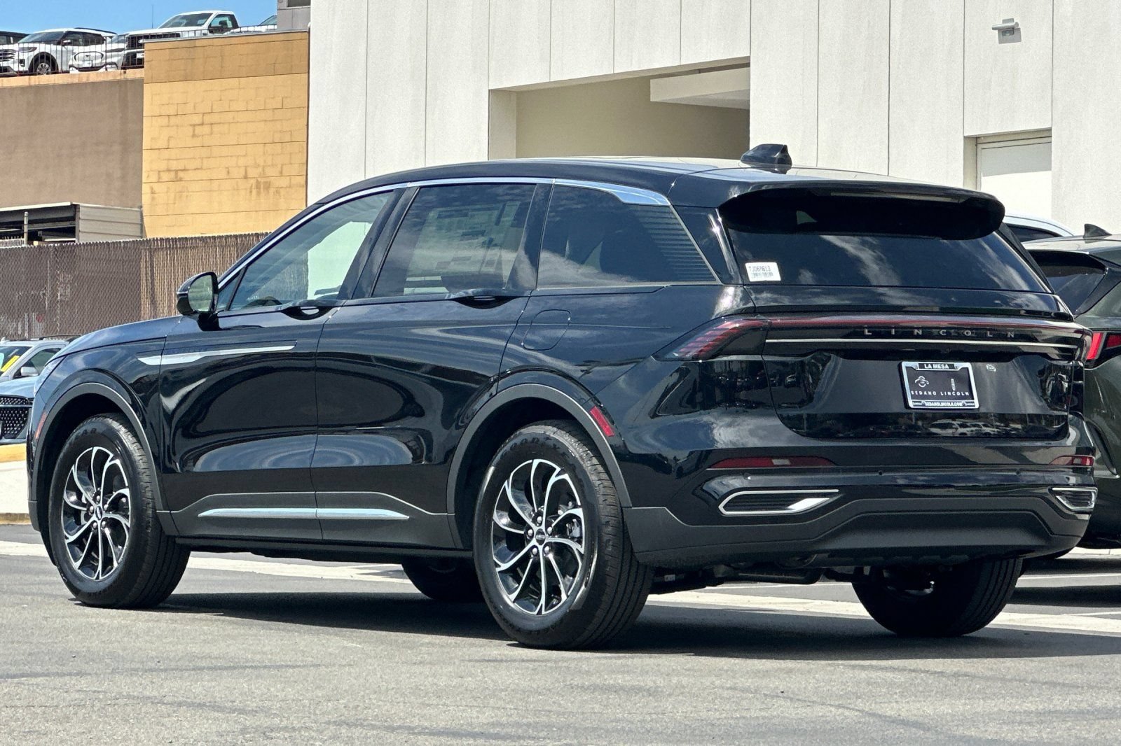 New 2026 Lincoln Nautilus Premier w/ Equipment Group 102A AWD/4WD image 5