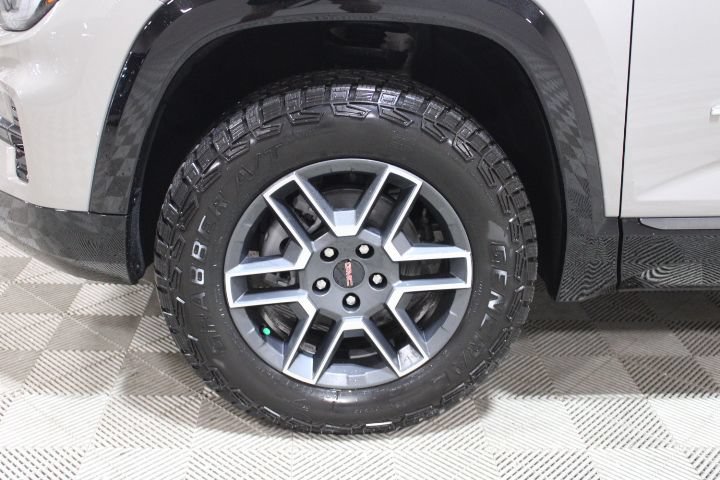 New 2026 GMC Terrain AT4 w/ Convenience Package III AWD/4WD image 38
