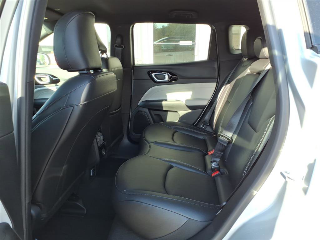 New 2026 Jeep Compass Limited image 7