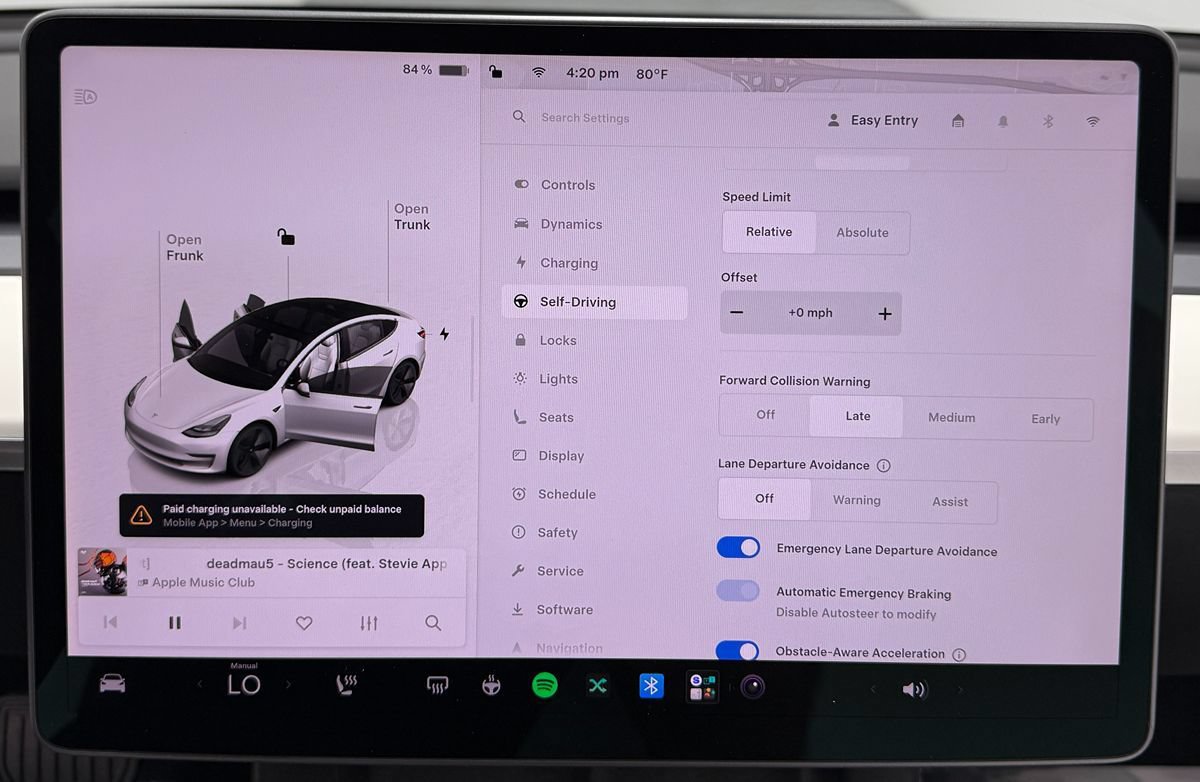 Used 2022 Tesla Model 3 Long Range AWD/4WD image 21