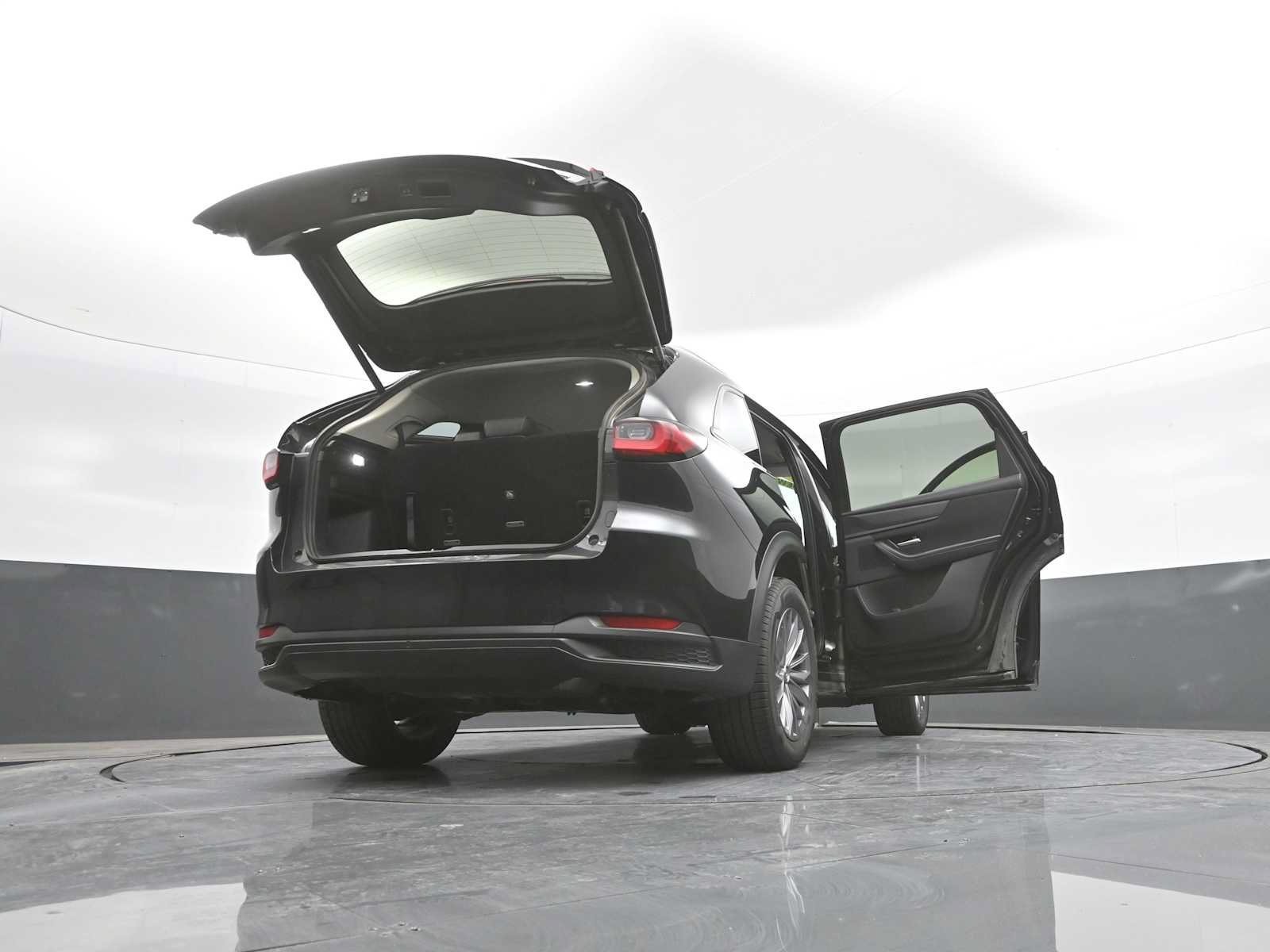 Used 2025 MAZDA CX-90 3.3 Turbo w/ Select Package AWD/4WD image 33