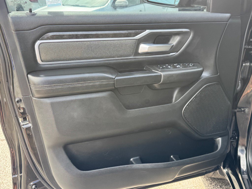 Used 2019 RAM 1500 Big Horn AWD/4WD image 13