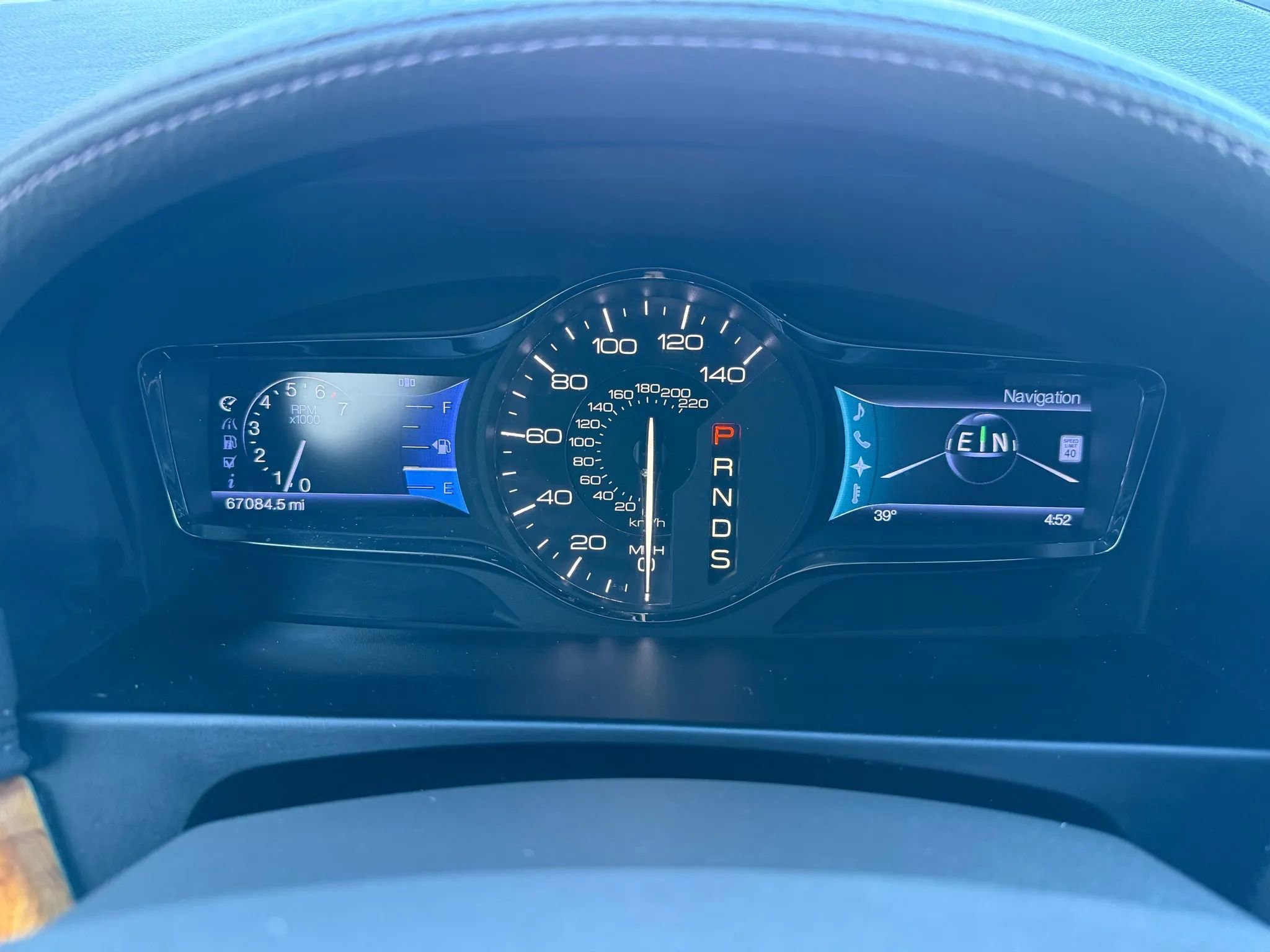 Used 2013 Lincoln MKX FWD image 24