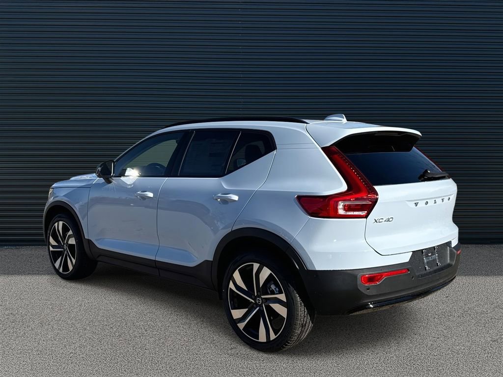 New 2026 Volvo XC40 B5 Ultra w/ Climate Package AWD/4WD image 7