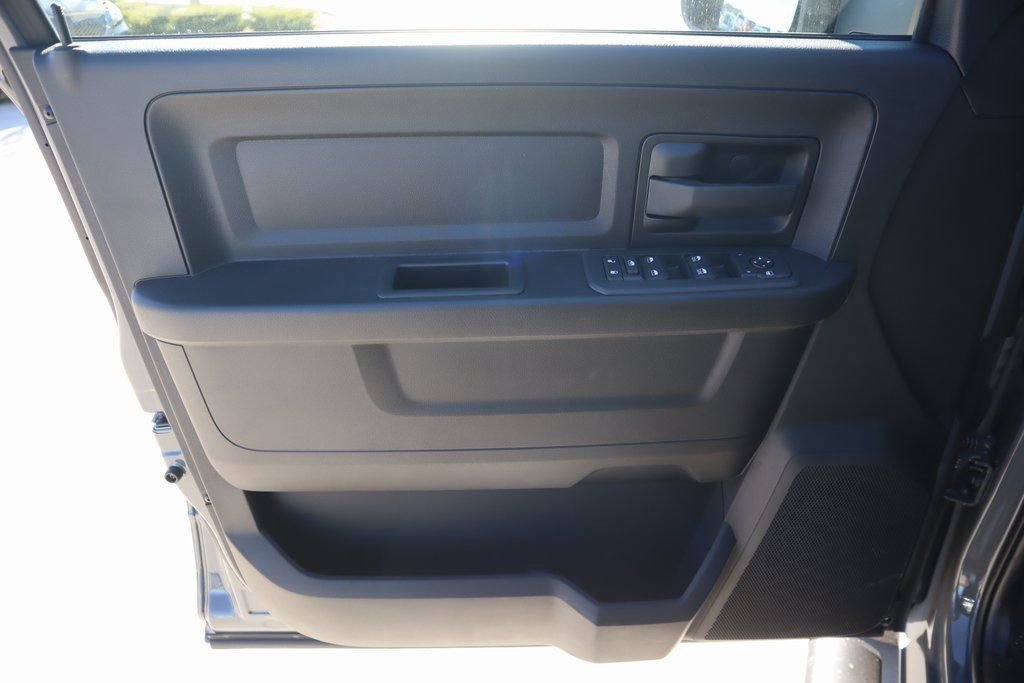 New 2026 RAM 3500 Tradesman image 15