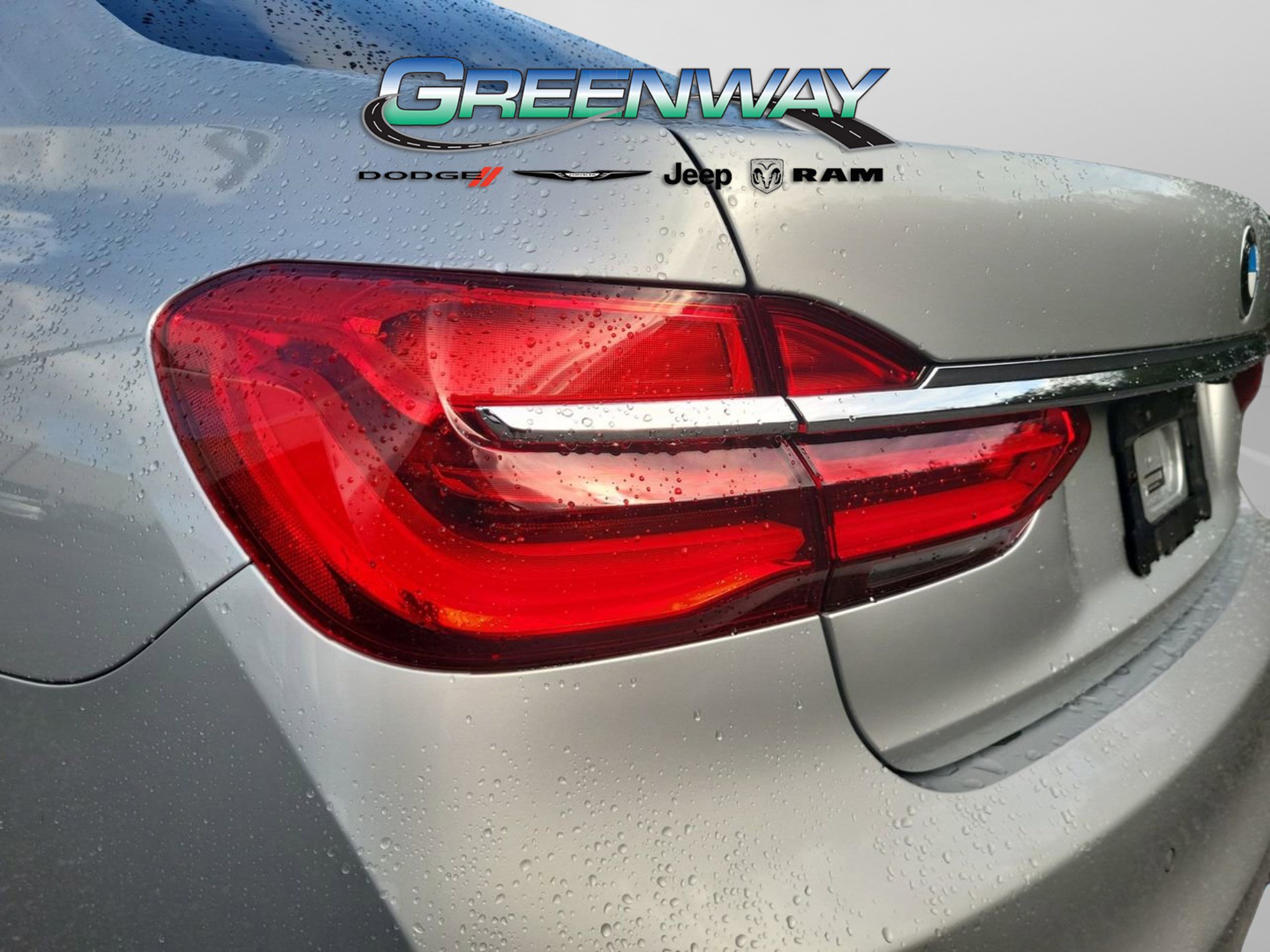 Used 2018 BMW 750i image 5