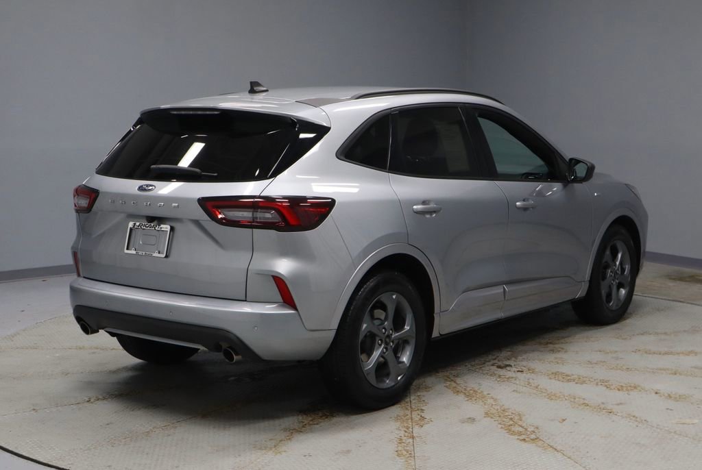 Certified 2023 Ford Escape ST-Line w/ Tech Pack #1 FWD image 11