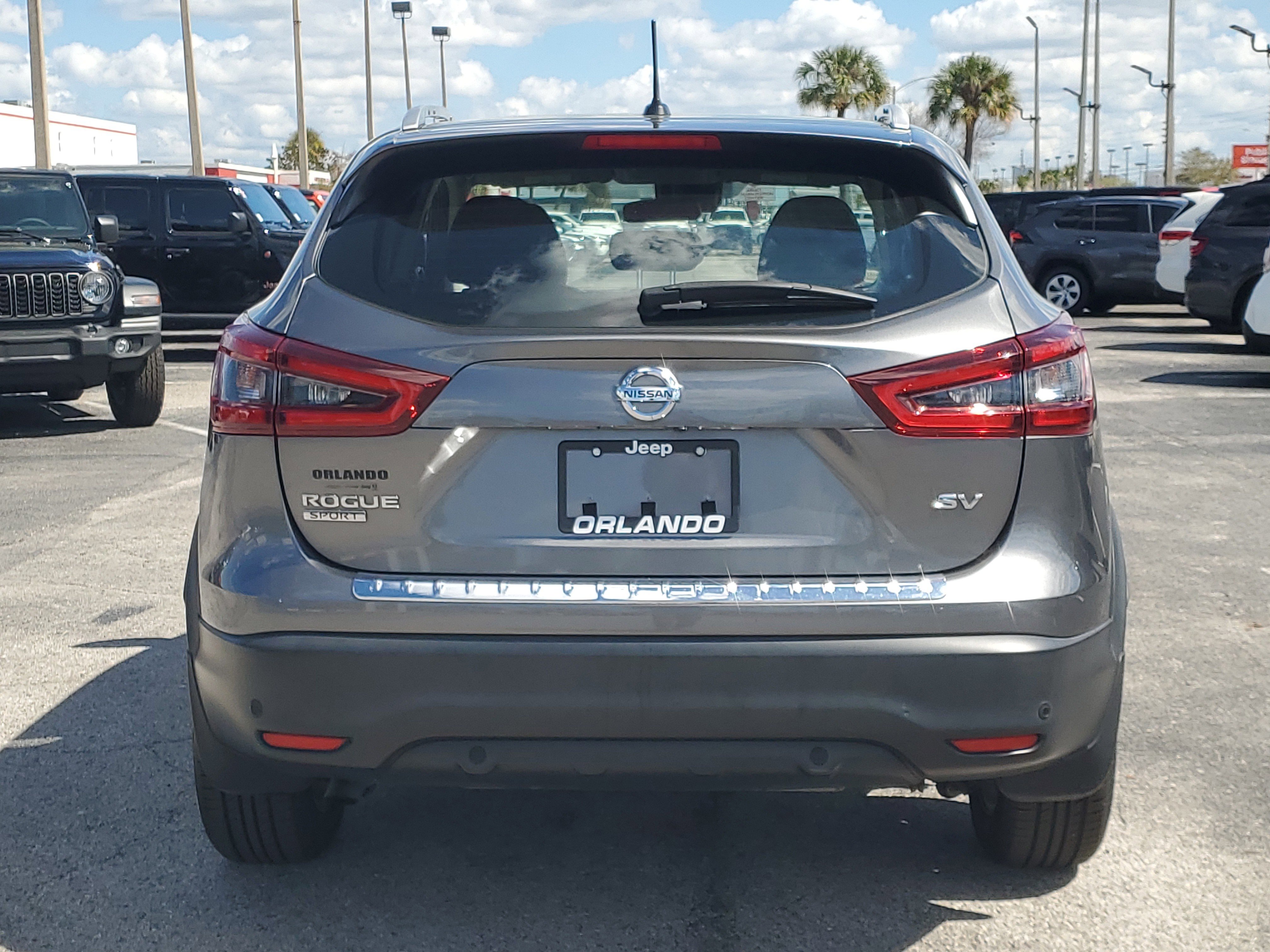 Used 2021 Nissan Rogue Sport SV image 6
