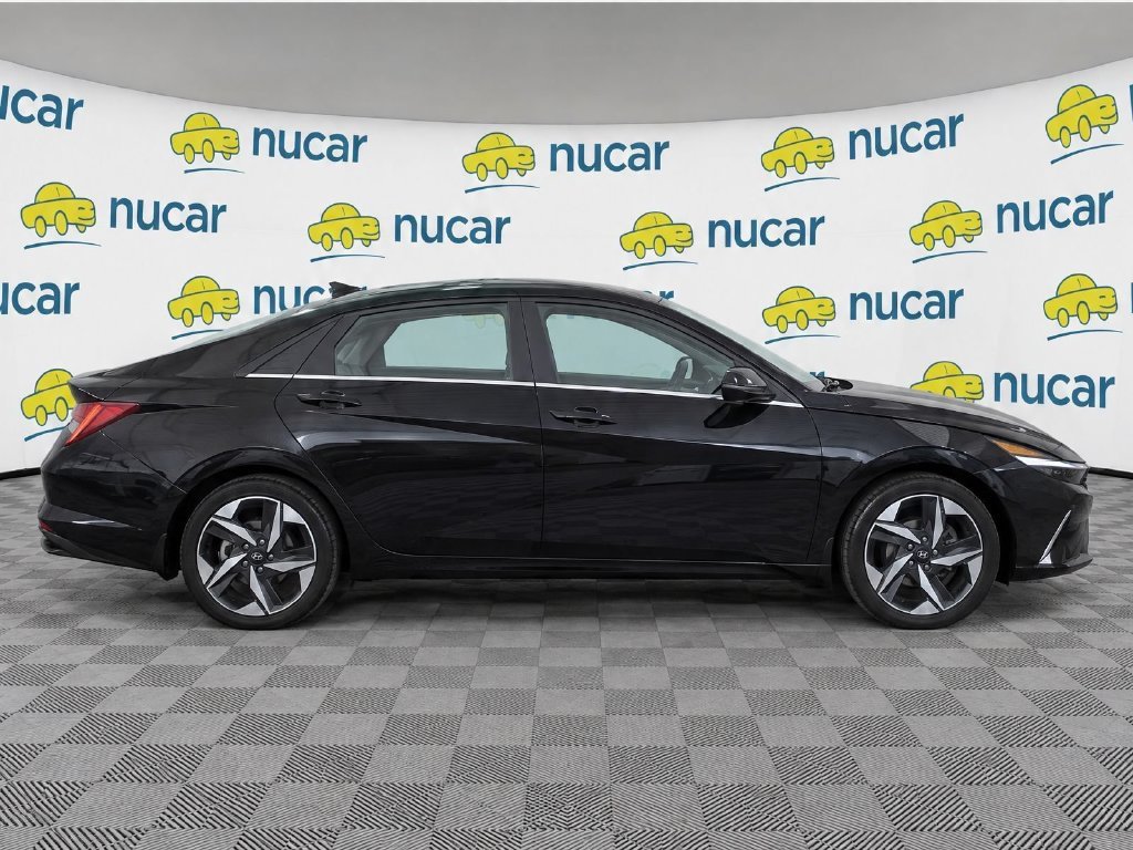 Used 2023 Hyundai Elantra Limited FWD image 8