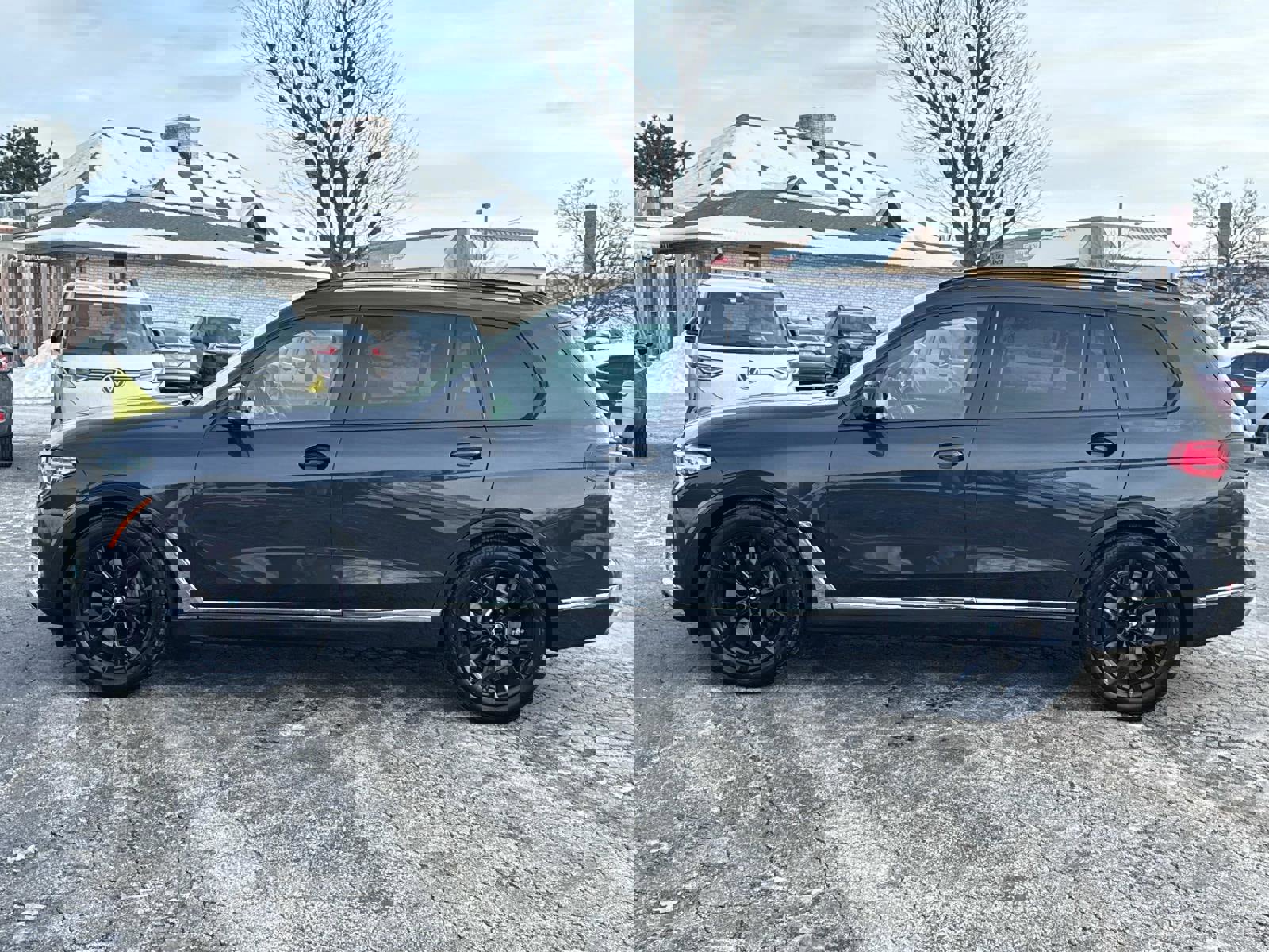 Used 2021 BMW X7 xDrive40i w/ Cold Weather Package image 8