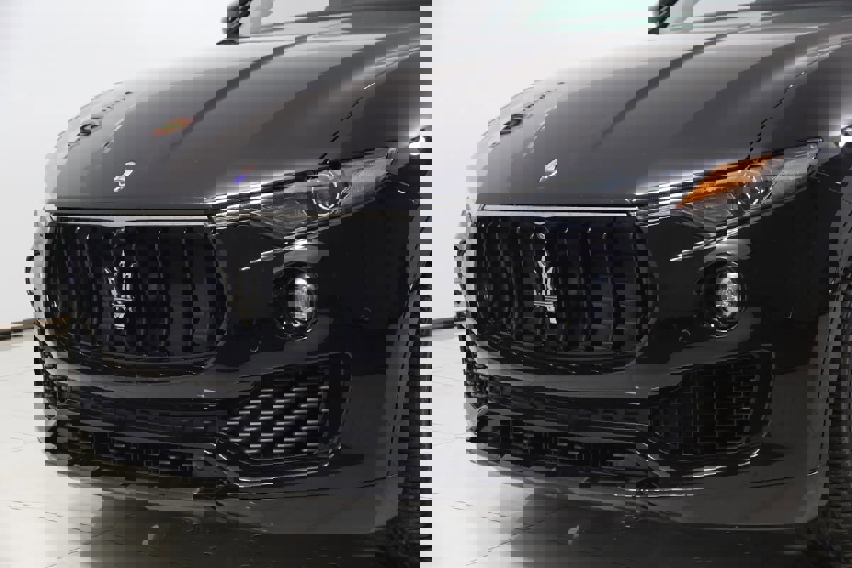 Used 2018 Maserati Levante GranSport image 65