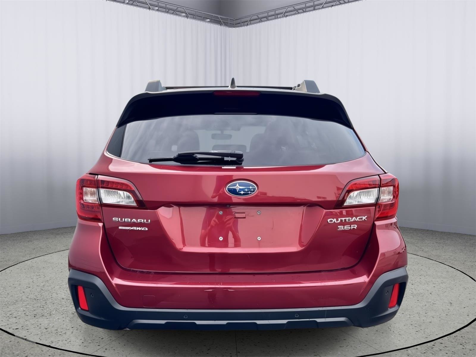 Used 2019 Subaru Outback 3.6R Limited AWD/4WD image 19